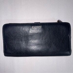 Coach Slim Zip Wallet Black Leather Large Minimalist Quiet Luxury Neutral